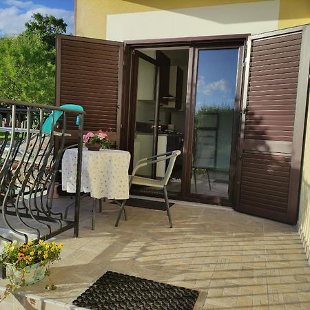 Apartmani Melia Marčelji Exteriér fotografie