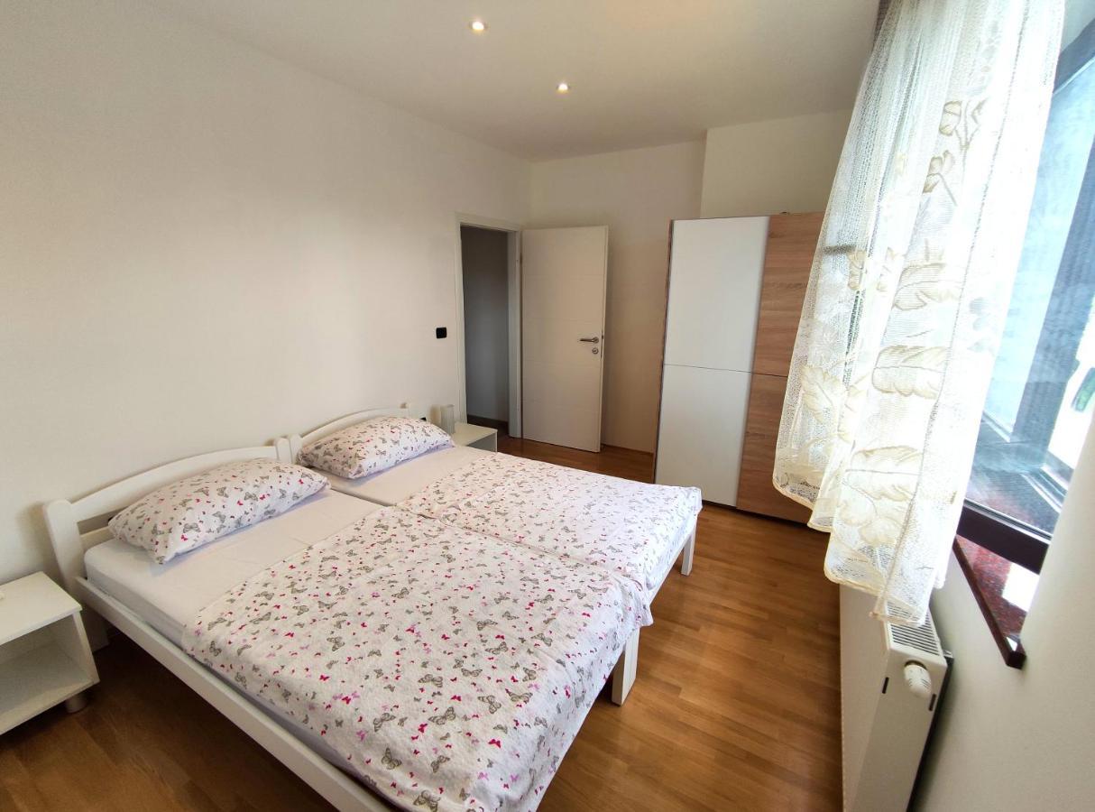 Apartmani Melia Marčelji Exteriér fotografie